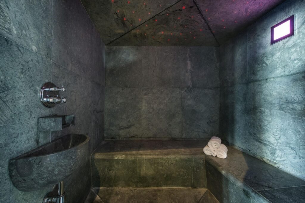 Chalet Nyumba — chalet gallery