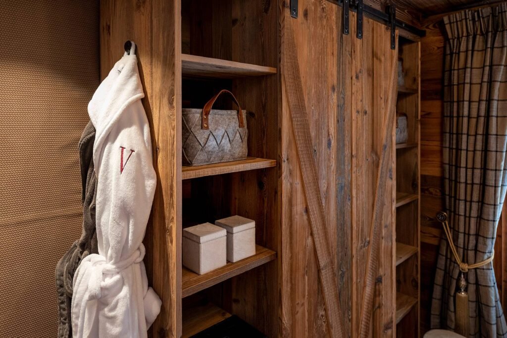 Chalet V — chalet gallery