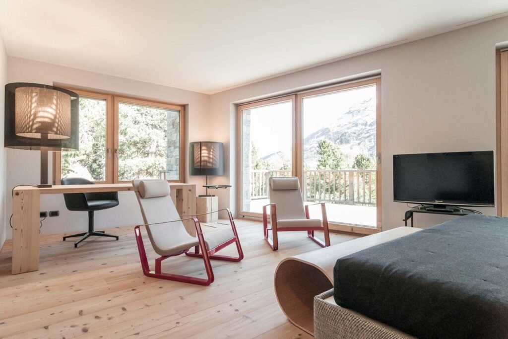 Chesa Musi II — chalet gallery