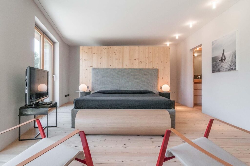 Chesa Musi II — chalet gallery