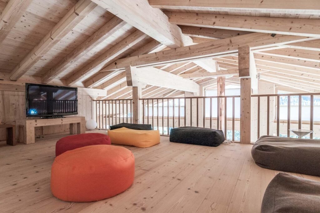 Chesa Musi II — chalet gallery