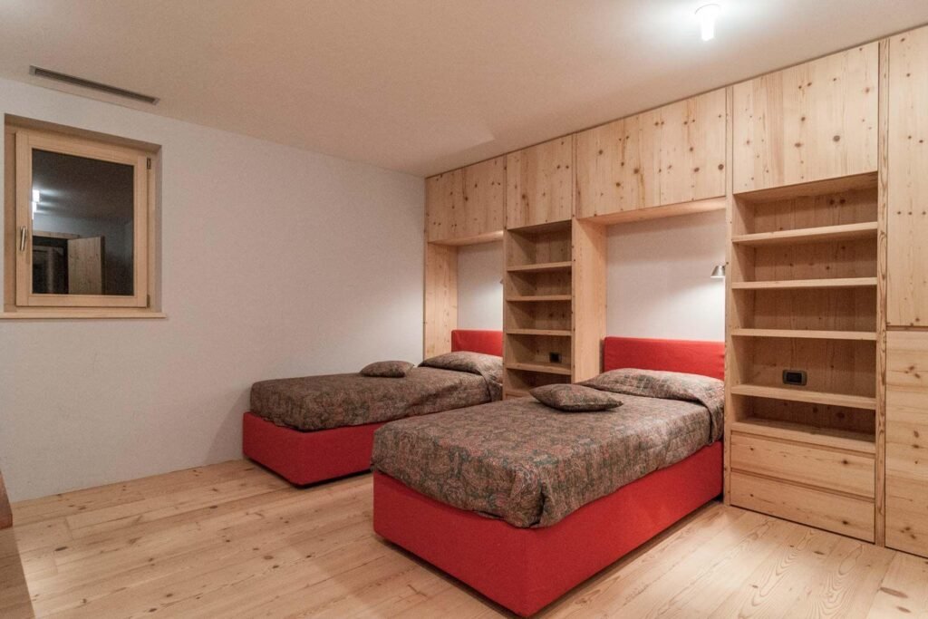 Chesa Musi II — chalet gallery