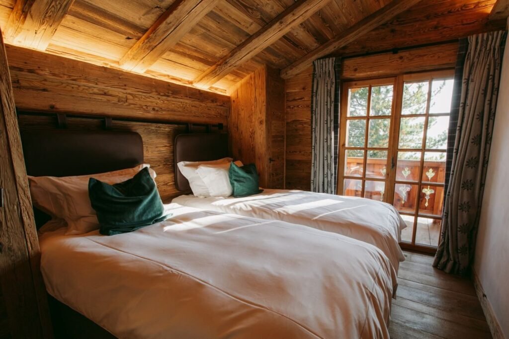Chalet Feuillu — chalet gallery