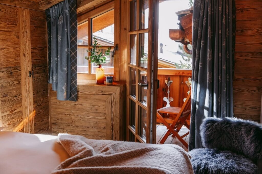 Chalet Feuillu — chalet gallery