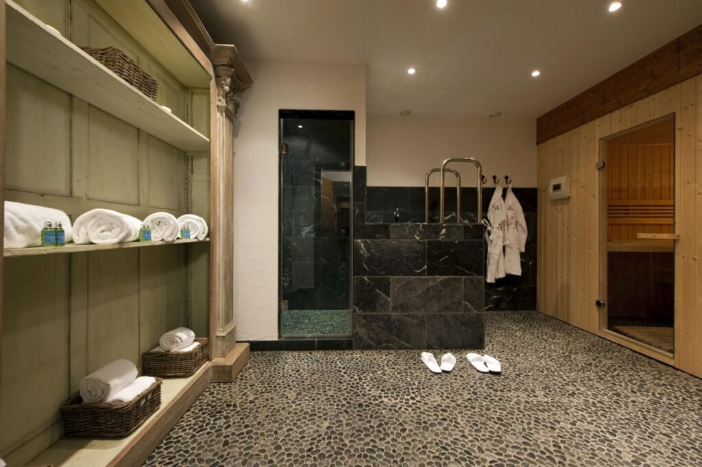 Chalet Treize Etoiles — chalet gallery