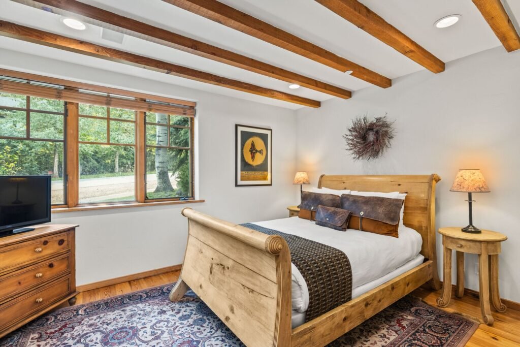 101 Park Avenue — chalet gallery