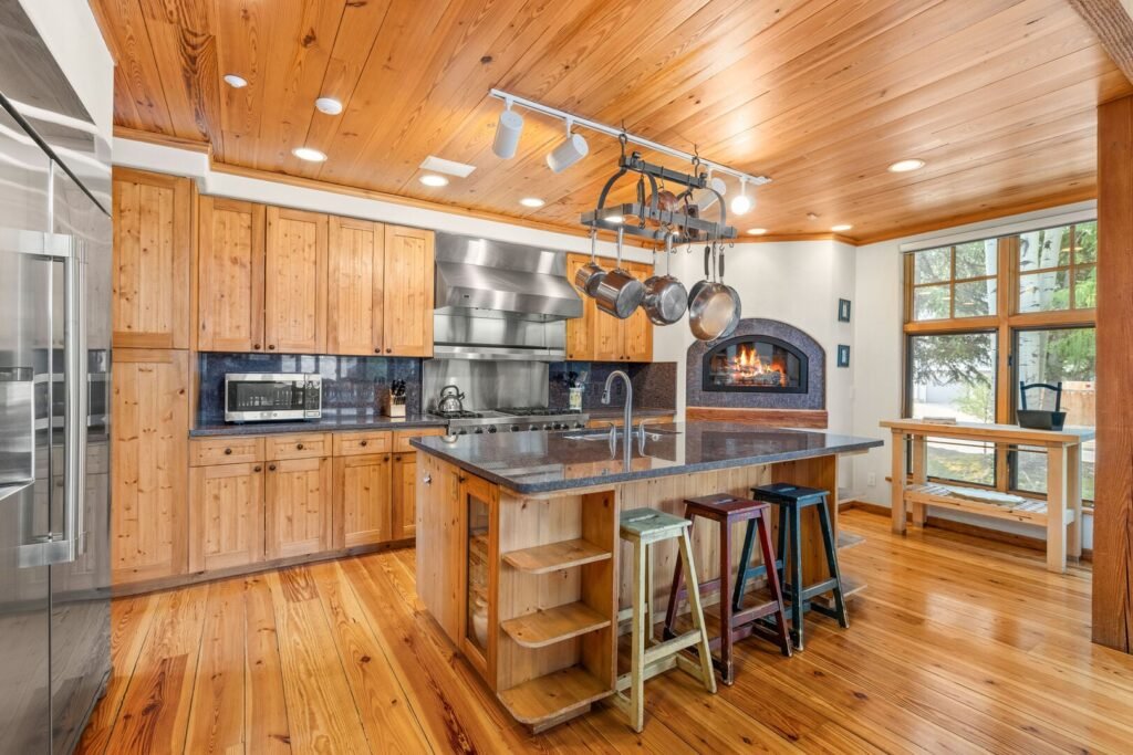 101 Park Avenue — chalet gallery