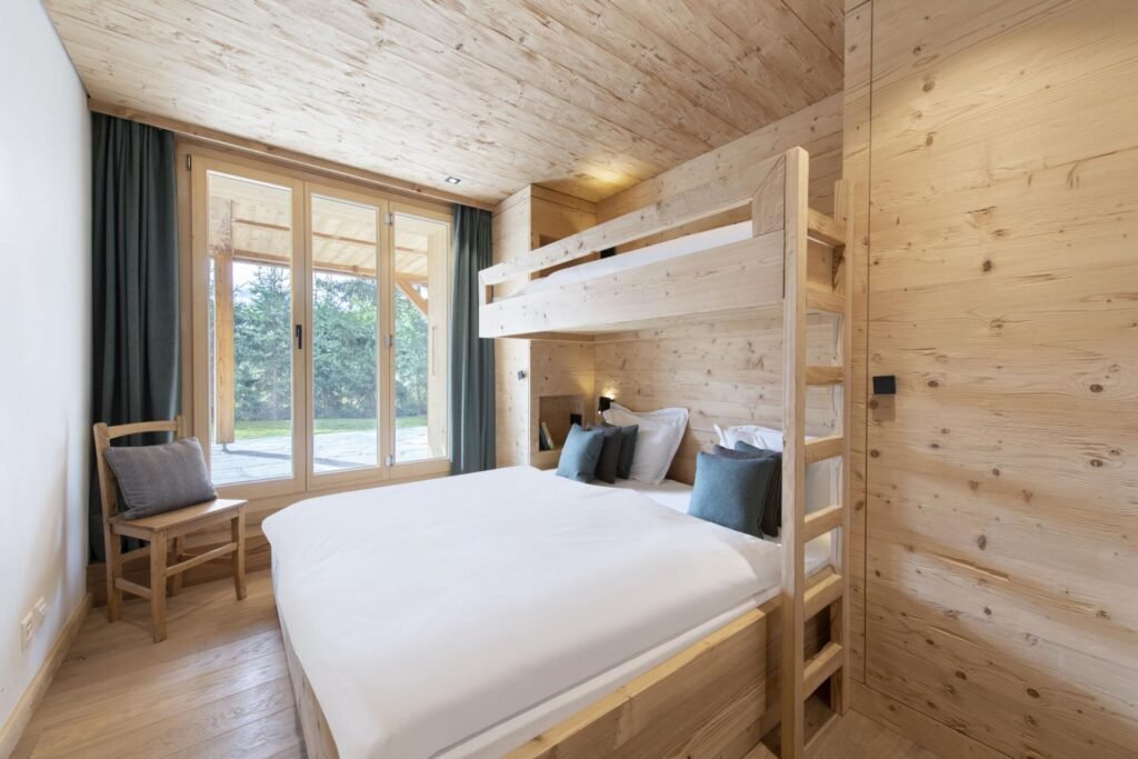 Chalet Roselle — chalet gallery