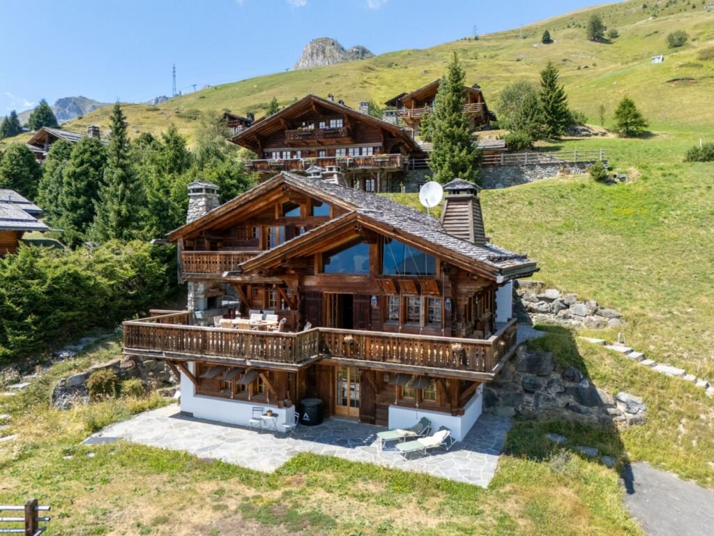 Chalet Dent de Lion chalet photograph