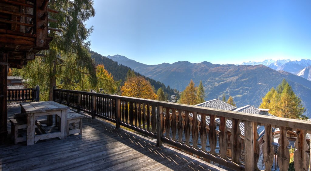 Chalet Cheyenne — chalet gallery