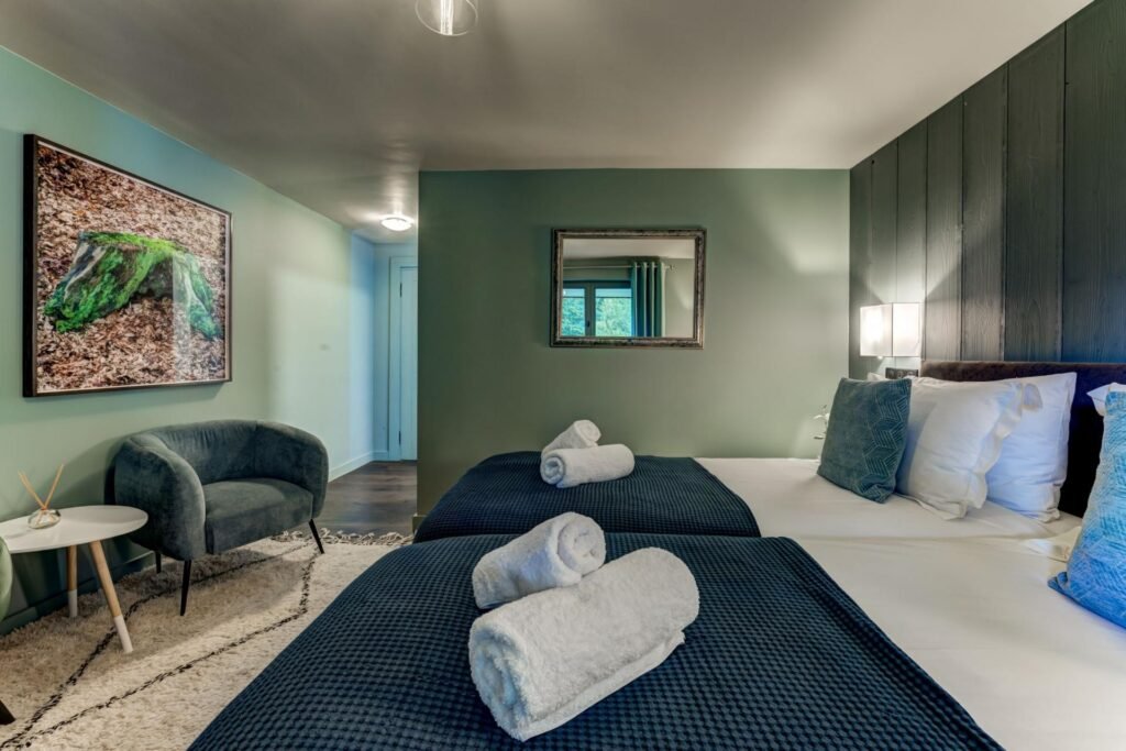 Chalet Hibou — chalet gallery