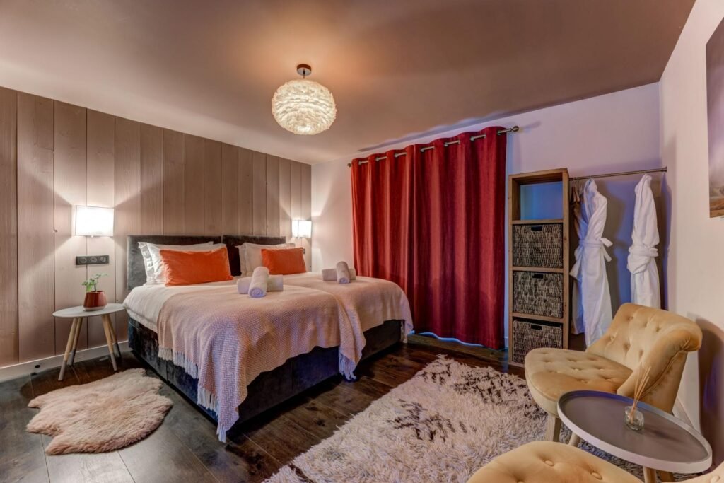 Chalet Hibou — chalet gallery