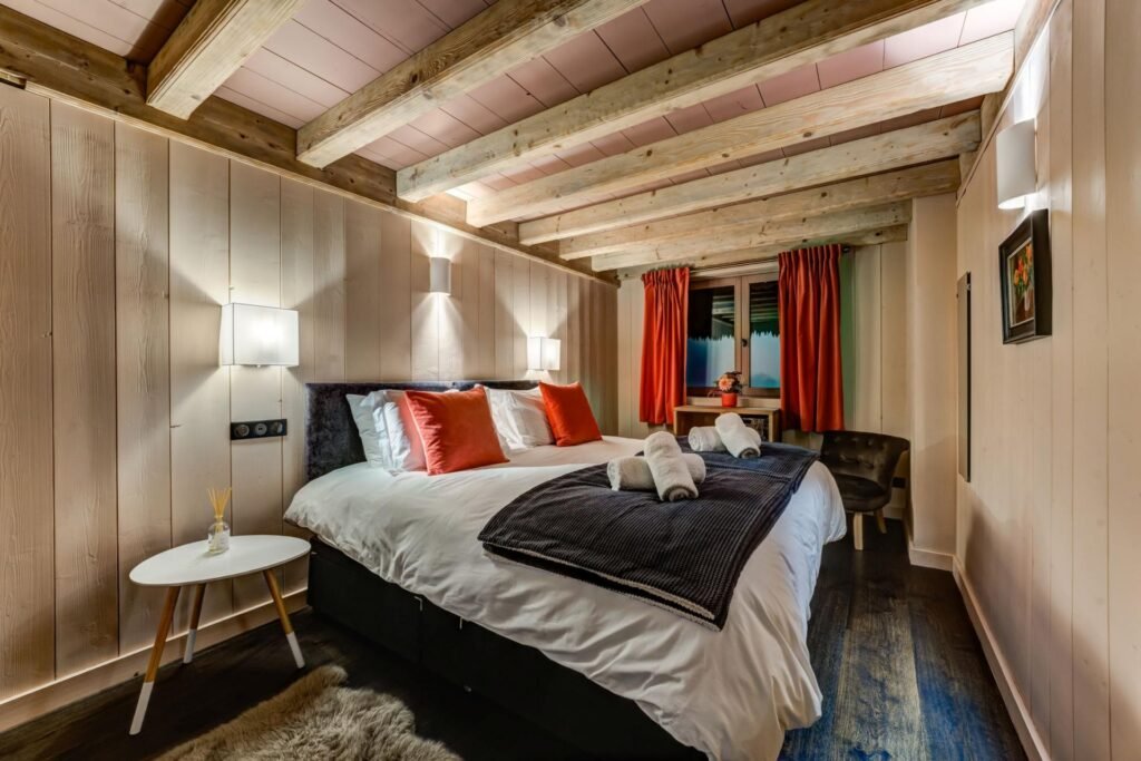 Chalet Hibou — chalet gallery