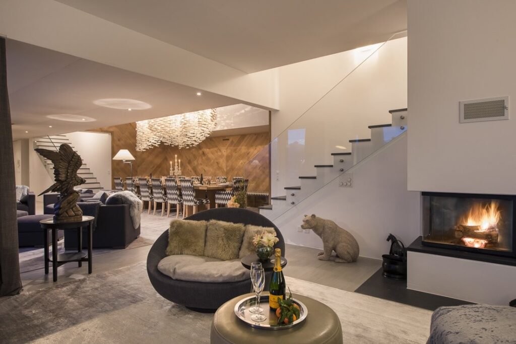 Chalet Peregrine — chalet gallery