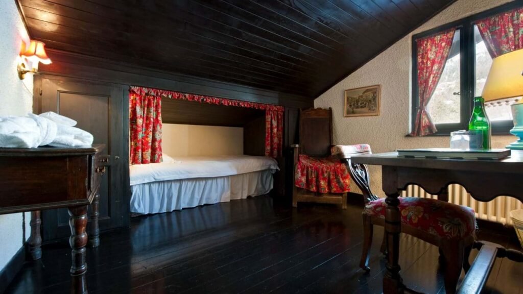 Domaine de la Baronne — chalet gallery