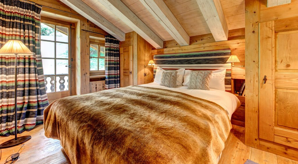 Les Quatre Feuilles — chalet gallery