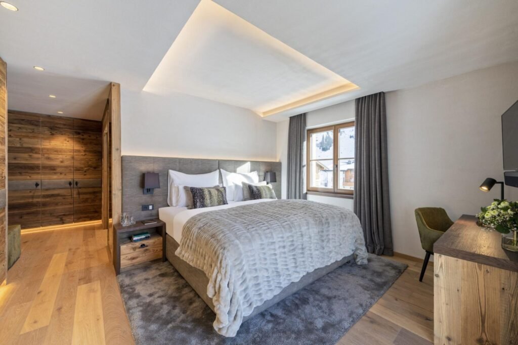 Chalech M — chalet gallery