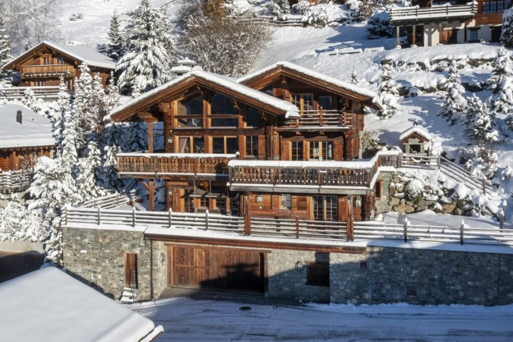 Chalet Petit Ours — chalet gallery