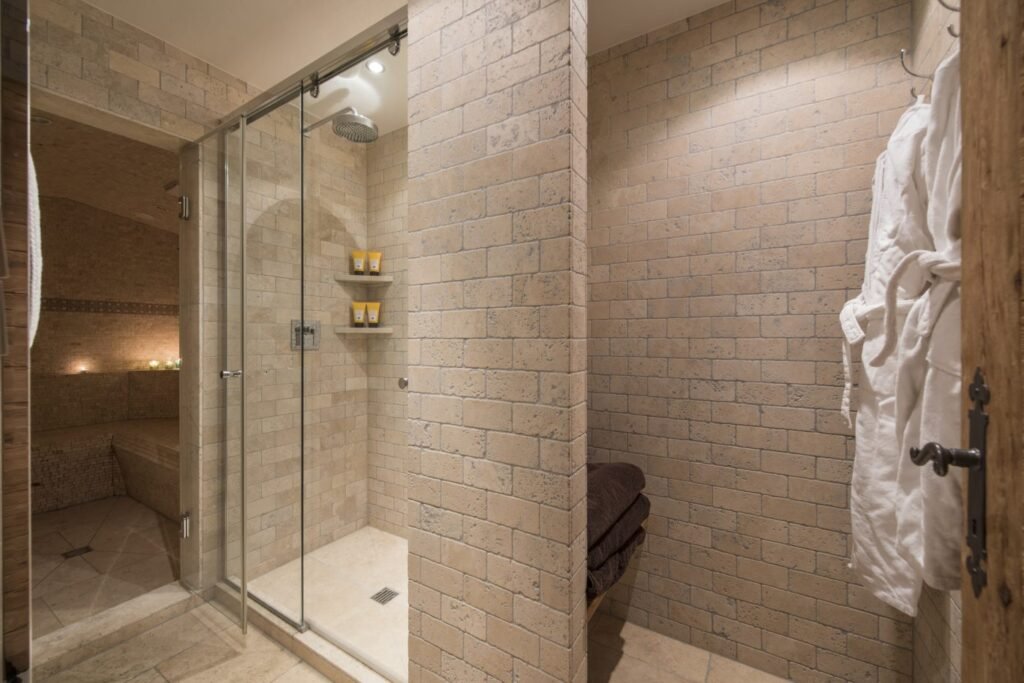 Chalet Petit Ours — chalet gallery