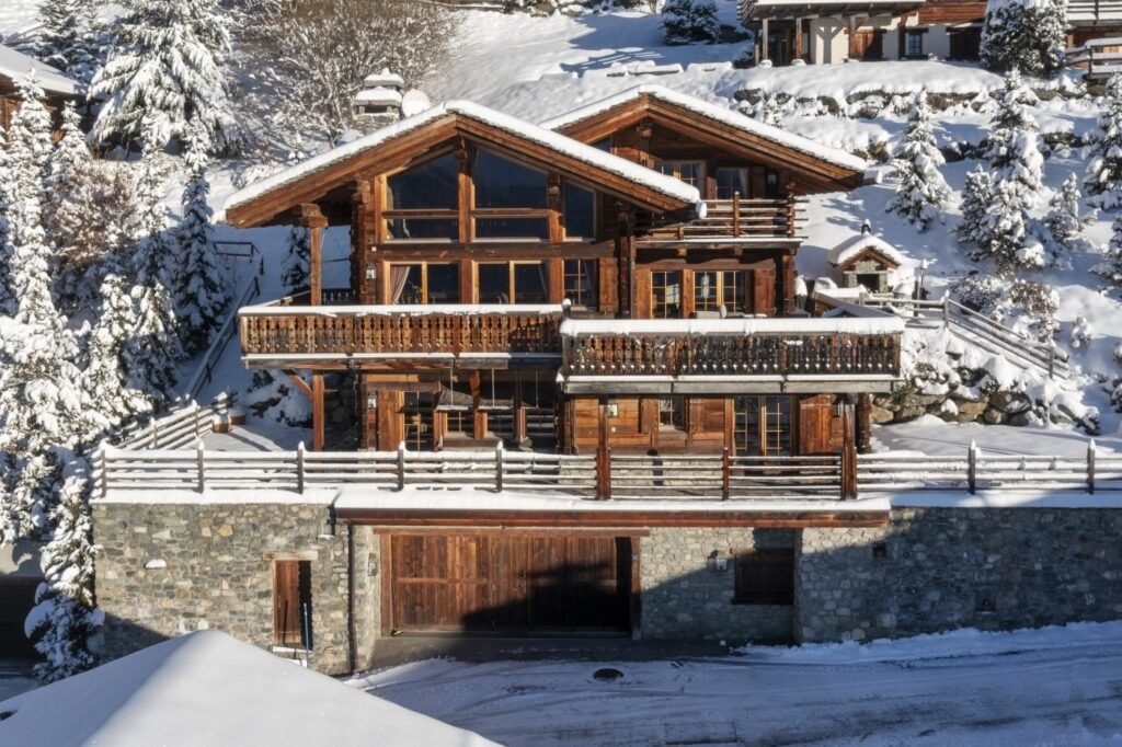 Chalet Petit Ours — chalet gallery