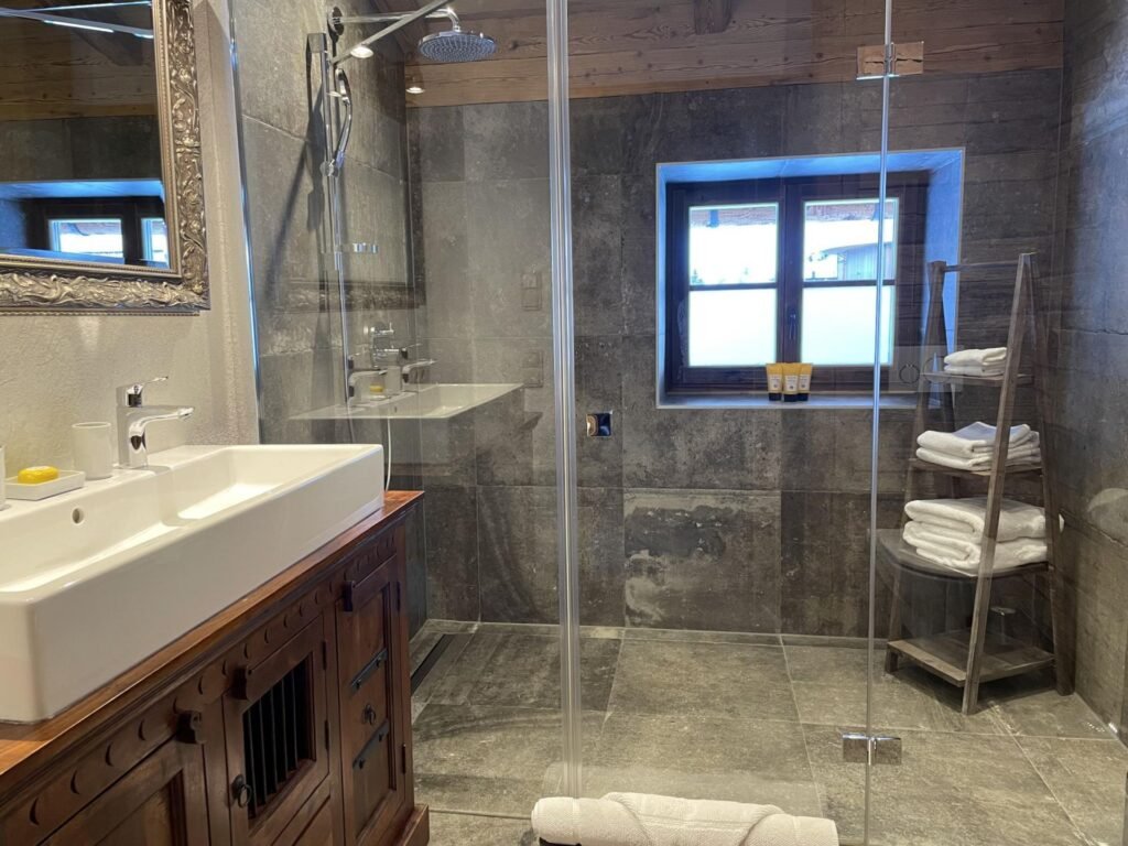 Chalet Tschoder — chalet gallery