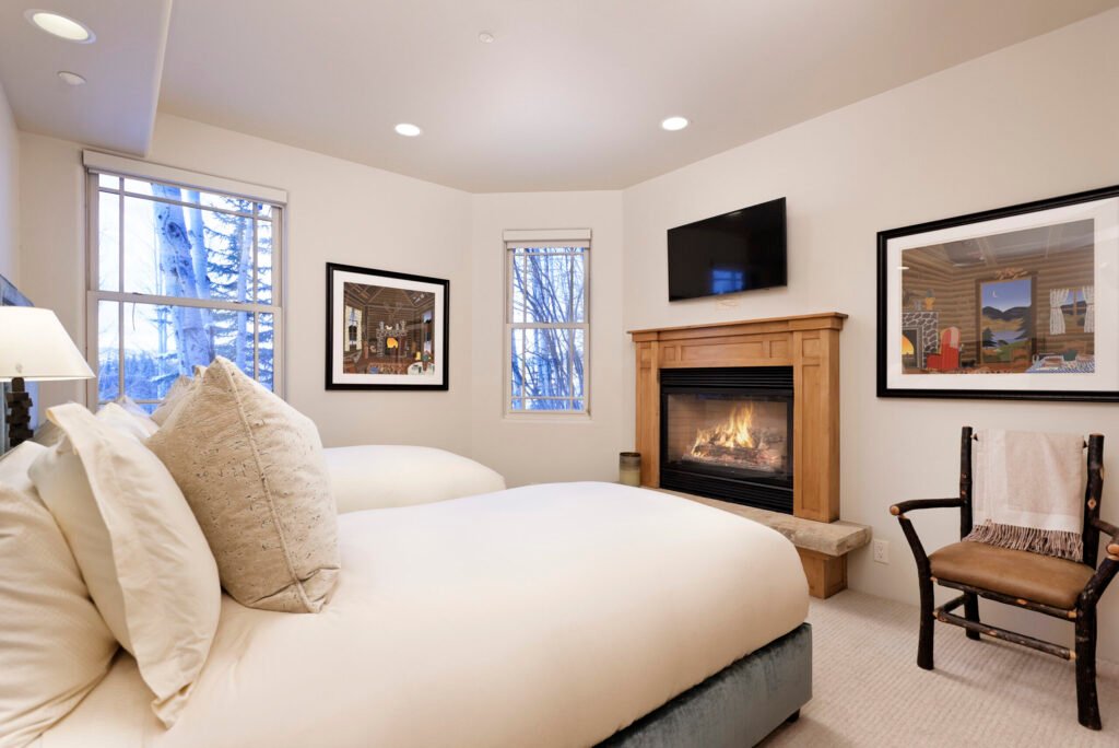 Choke Cherry Cottage — chalet gallery