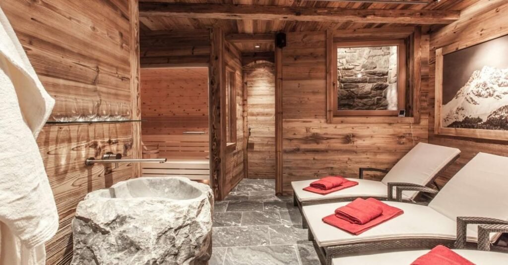 Hahnenkamm Lodge — chalet gallery