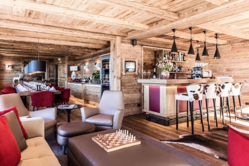 Hahnenkamm Lodge — chalet gallery