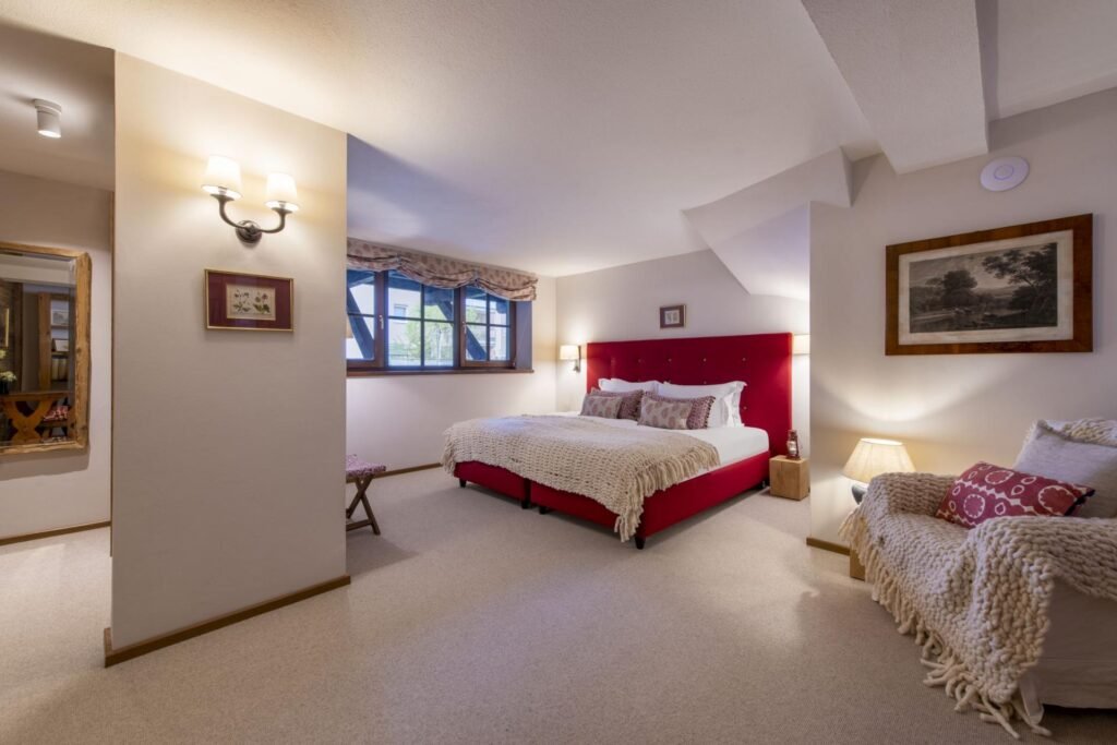 Kikombe Lodge — chalet gallery