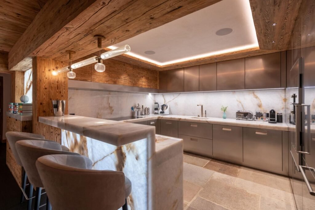 Chalet Makini — chalet gallery