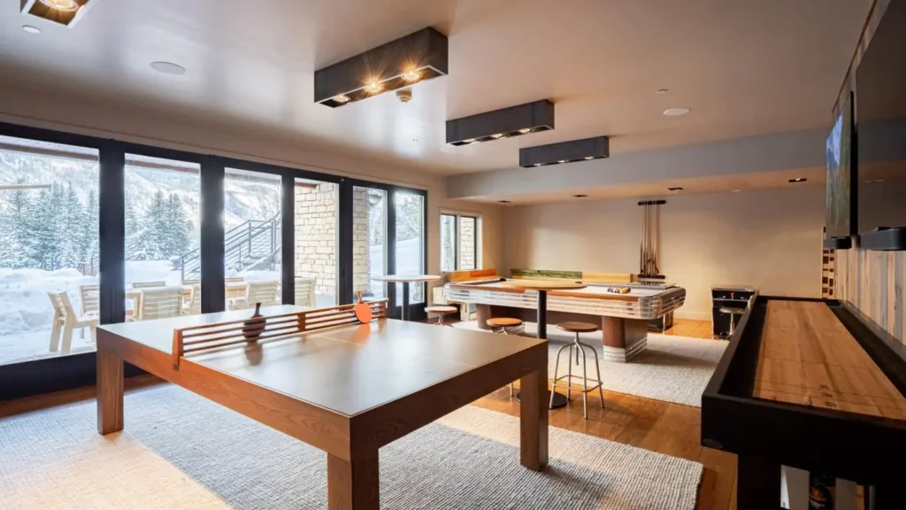 Riverbend House — chalet gallery