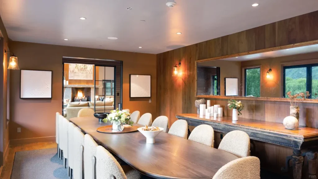 Riverbend House — chalet gallery