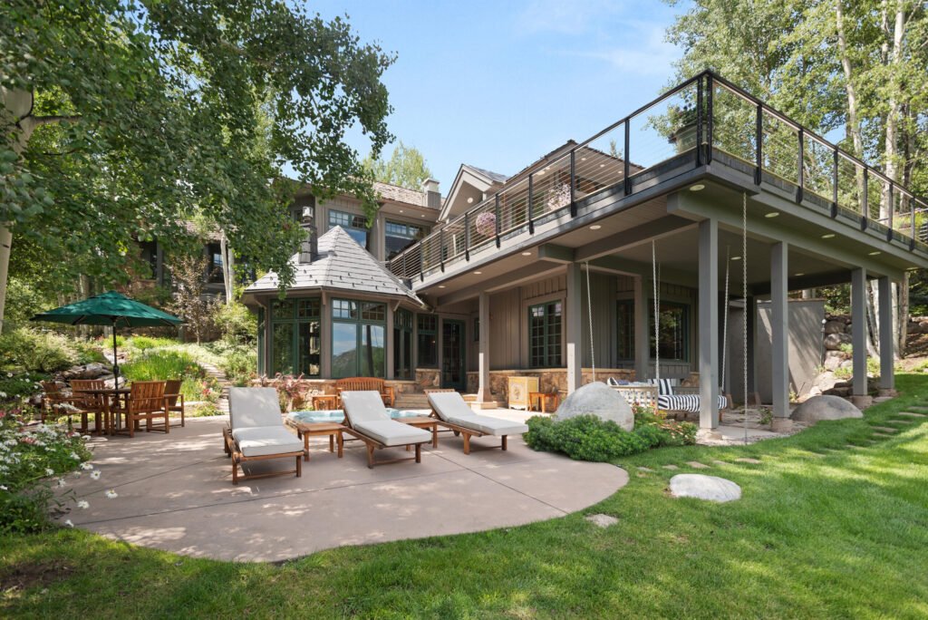 Silver Creek Lodge — chalet gallery