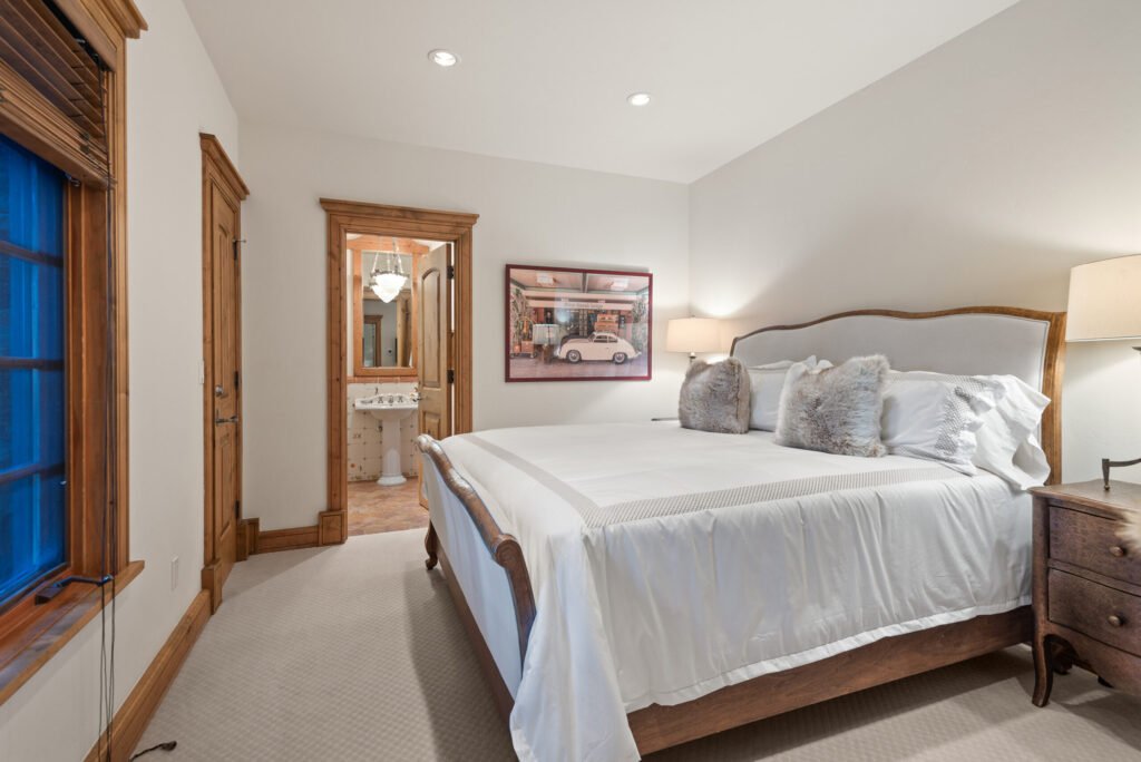 Silver Creek Lodge — chalet gallery
