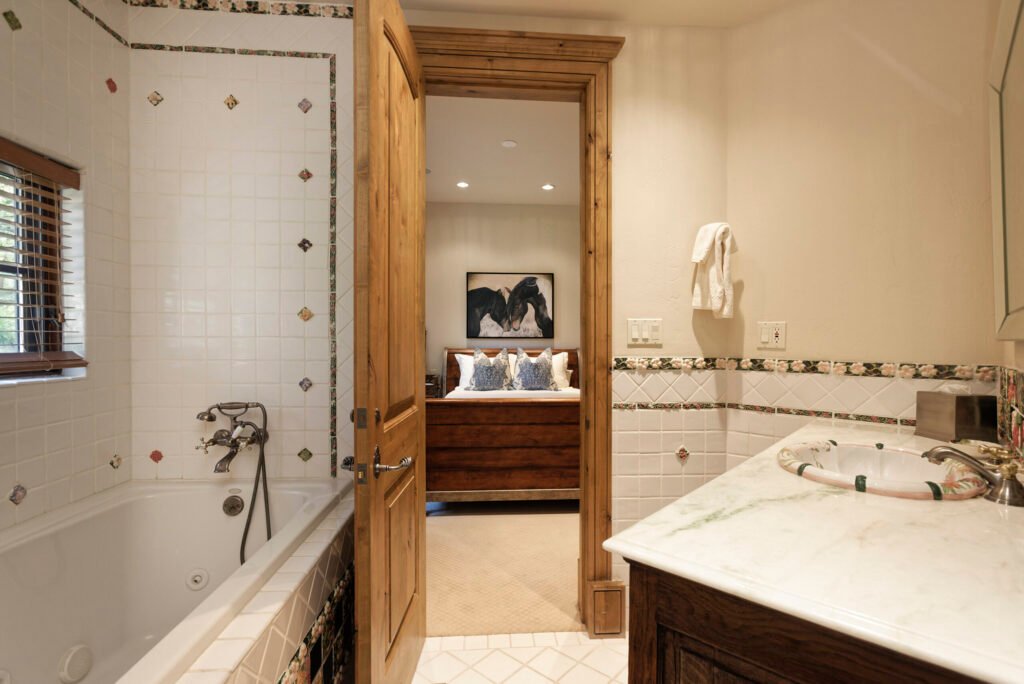 Silver Creek Lodge — chalet gallery