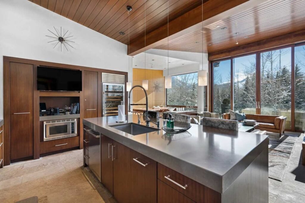 Silver King — chalet gallery