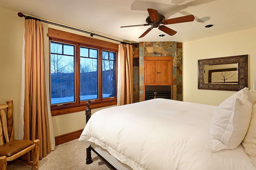 Treehouse on West Fork — chalet gallery