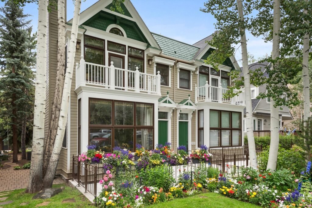 Webb Residence property photograph